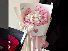 人気ワルツポルカ ワンピース 形状の葉 花束 包装紙 520 母の日 fl