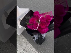 ファースト・ラブ 固い色の紙巻 花束の包装紙 防水花の包装紙 パペ