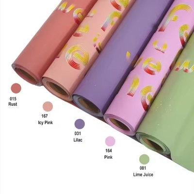 購入 58*58cm 花の包装用紙 防水 韓国製 包装 色々な色 online manufacture