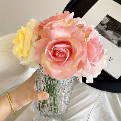 良い価格 ヨーロッパ秋の風湿シミュレーション 花のローズ花の写真 リビング 偽りの花 休日の風 花束 家飾り 花 オンライン