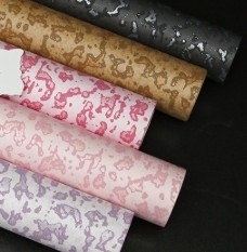 購入 57*57cm レオパード様式 花の包装用紙 甘くて辛やかな バレンタインデー花束 花屋の包装 online manufacture