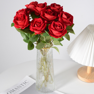 購入 シミュレーション ベルベットバラ 偽りの花 結婚式の家飾り バレンタインデー 触覚感のある人工花束 オンライン製造