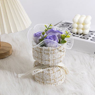 購入 5月20日のバレンタインデーに フランスの風の小さなバラ石けんの花束 誕生日プレゼントとお土産 online manufacture