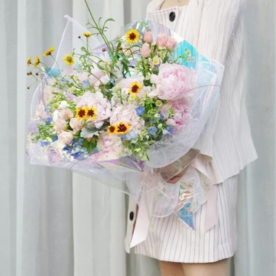 購入 虹ペット花屋の包装紙50cmx50cmの虹色のセロハンの包装紙 online manufacture