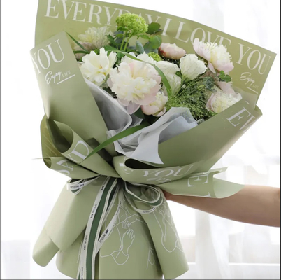 良い値段 花のための花屋の半透明な防水包装紙の花束のラッパー オンライン