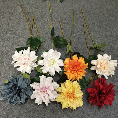 良い価格 家の庭の装飾のためのカスタマイズされた装飾的な造花 オンライン