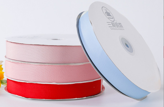 良い価格 メーカーから3つのトップ織り Ribbon繊細なポリエステル綿 固い色マット綿 Ribbon柔らかい2cm色の花包装リボン オンライン