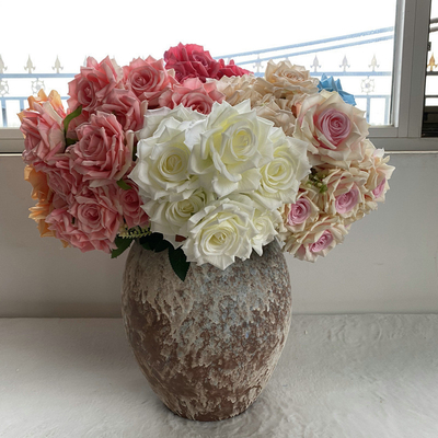 良い価格 人工のバラ 偽りの花の写真道具 結婚式の家飾り オンライン