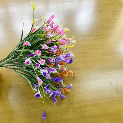 良い価格 カラ・リリー 人工花 プラスチック 芽 草 布 花 メーカー 人工花 人工植物 水産植物 オンライン