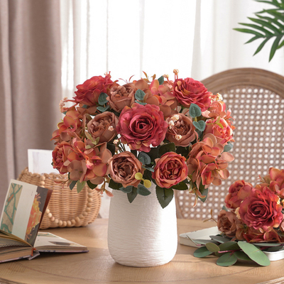 良い価格 ヒビスカスやバラなどの人工花束,自然風のダイニングテーブルやコーヒーテーブル飾り,花の飾り付け オンライン