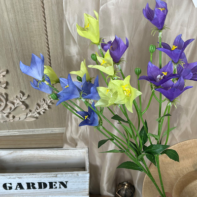 良い価格 小型カンパヌラ シミュレーション 人工 人工 花束 シルク 花 人工 プラスチック 花 高級 リビング 装飾 結婚式 花飾り オンライン