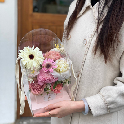 良い価格 バレンタインデー 手持ちの花箱 透明なPVC折りたたみ DIY花束 オンライン