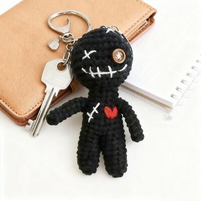 良い価格 Black Color Evil Crochet Doll Customized Knitting Cursed Doll with Red Heart Handmade Keychain Hanger for pp Stuffed Plush Doll オンライン