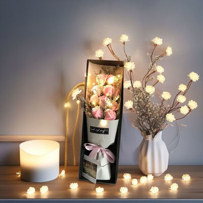 良い価格 高品質の人工石けん花束 2026年のLEDライト付き バレンタインデー 母の日 ハロウィーン 卒業記念 ギフトボックス オンライン