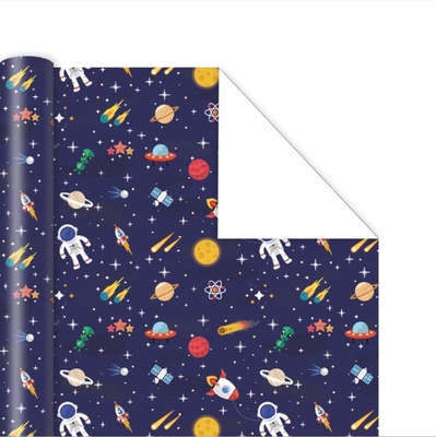 良い価格 無光沢の印刷する宇宙飛行士の漫画は誕生日プレゼントのためのペーパー ロールをギフト用包装紙 オンライン